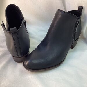Elegant Black Ankle Boots Lucky Brand